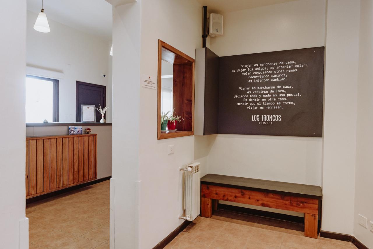 سان كارلوس دي باريلوتشي Hostel Los Troncos المظهر الخارجي الصورة