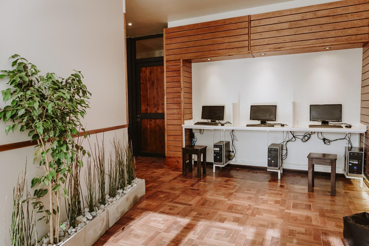 سان كارلوس دي باريلوتشي Hostel Los Troncos المظهر الخارجي الصورة